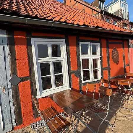 Millers Kate Mit Elbblick Lauenburg